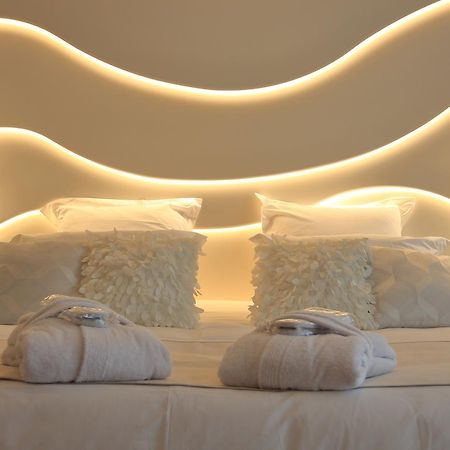 La Villa Dolce Suites & Chambres D'Hotes La Rochelle  Kültér fotó