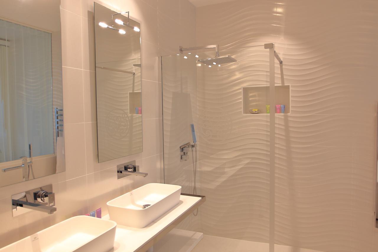 La Villa Dolce Suites & Chambres D'Hotes La Rochelle  Kültér fotó